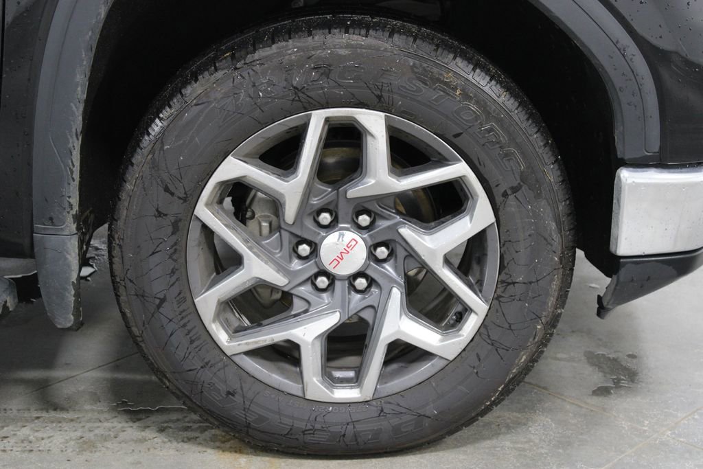Used 2022 GMC Sierra 1500 SLT AWD/4WD image 14