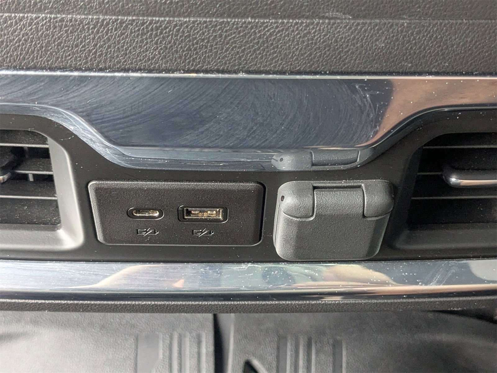 Used 2022 GMC Sierra 1500 SLT w/ SLT Premium Plus Package image 15