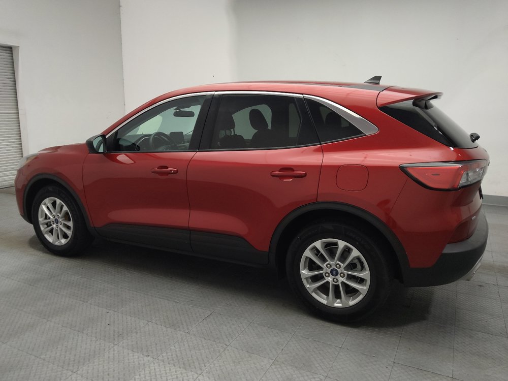 Used 2022 Ford Escape SE FWD image 3