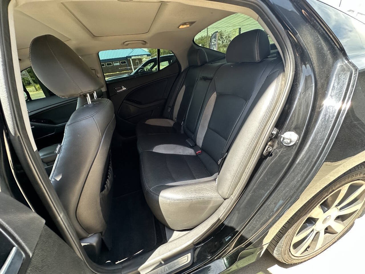 Used 2012 Kia Optima SX w/ Premium Touring Pkg FWD image 10