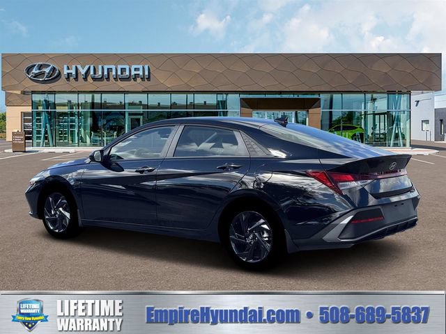 New 2026 Hyundai Elantra Sport FWD image 4