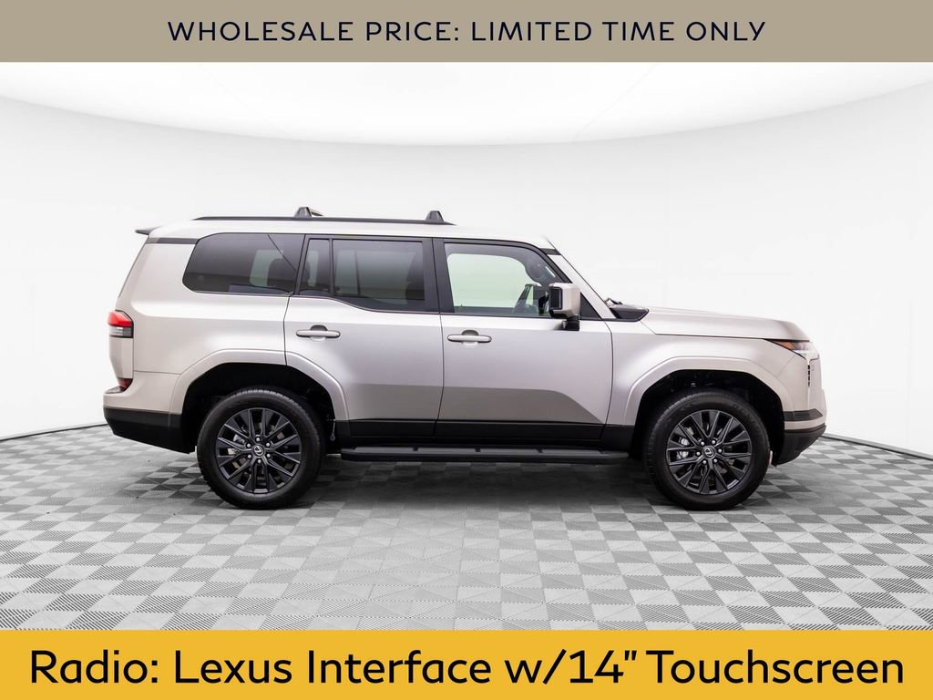 Used 2024 Lexus GX 550 image 6