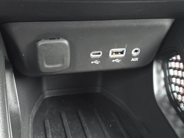 Used 2023 Chevrolet TrailBlazer RS AWD/4WD image 39