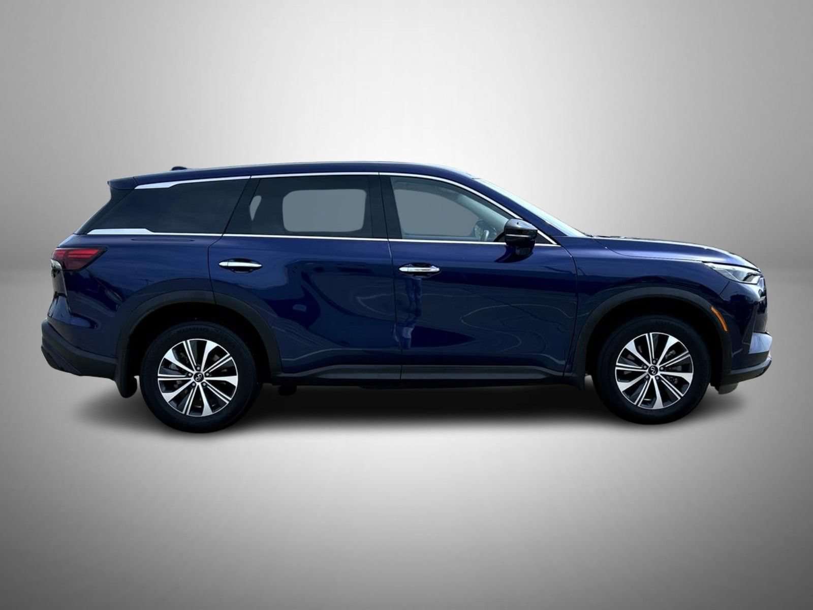 Certified 2024 INFINITI QX60 Pure AWD/4WD image 4