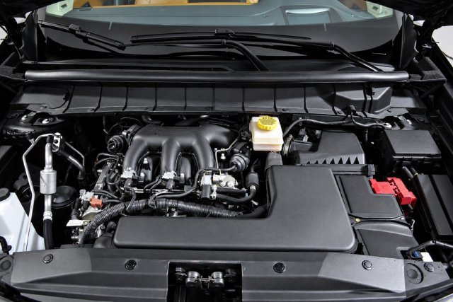 Used 2025 Nissan Pathfinder Platinum AWD/4WD image 49