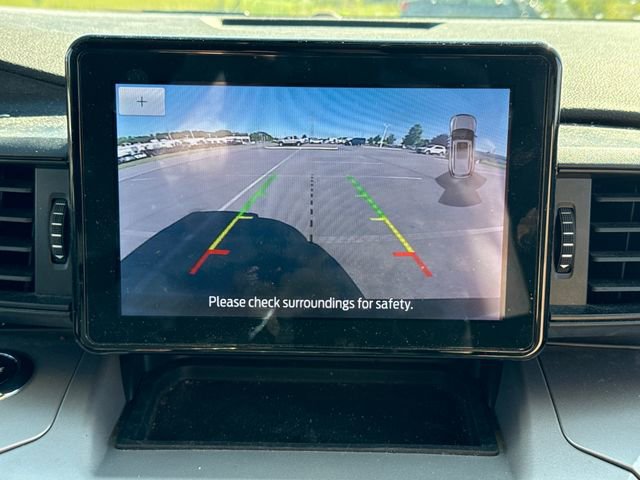 Used 2023 Ford Explorer XLT AWD/4WD image 25