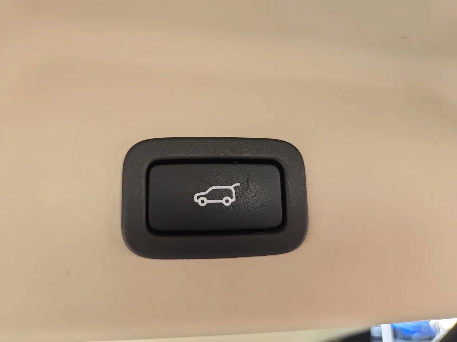 Used 2018 Land Rover Range Rover Supercharged AWD/4WD image 28