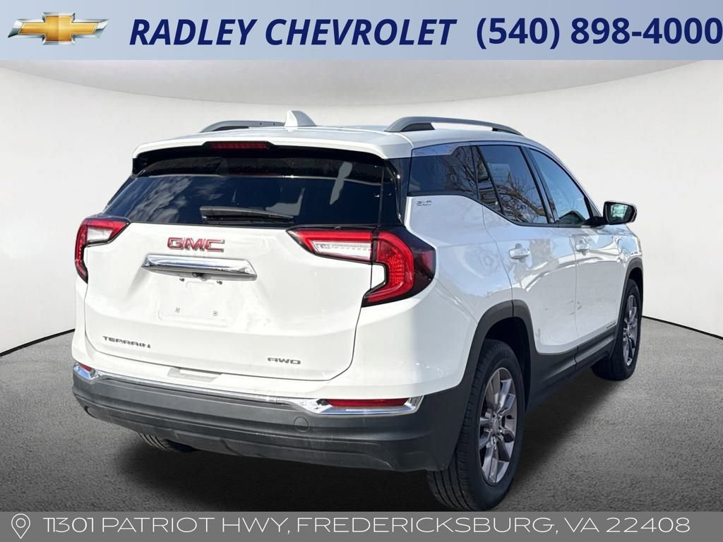 Certified 2024 GMC Terrain SLT image 4