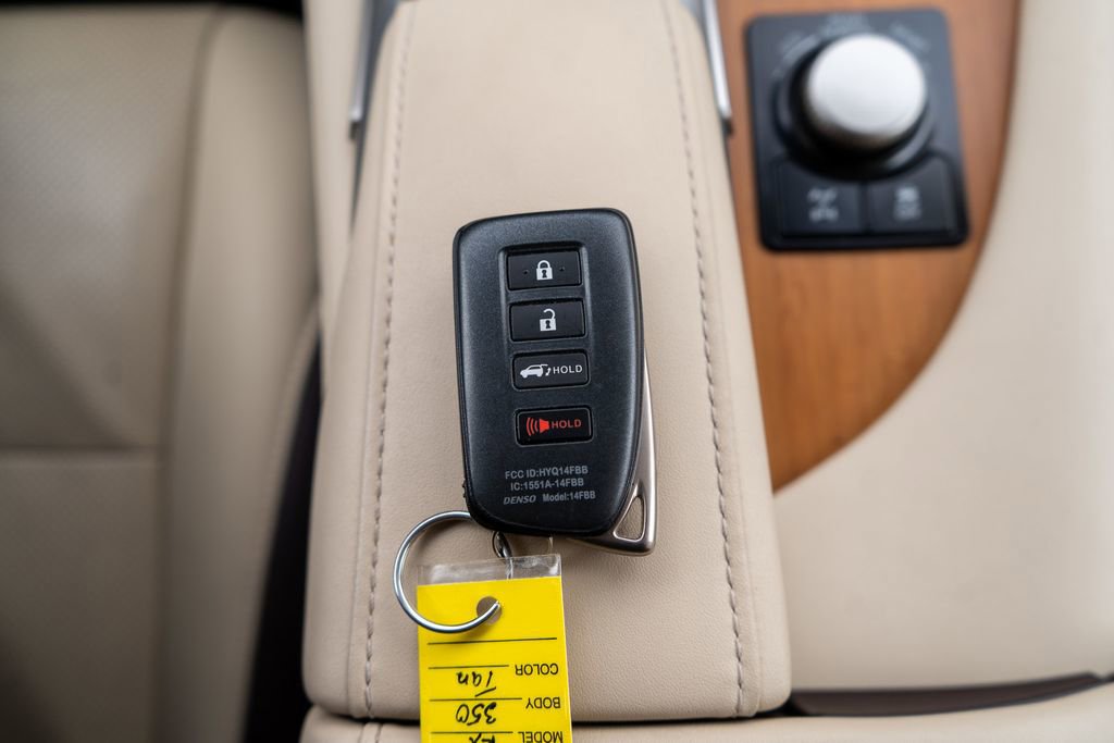 Used 2016 Lexus RX 350 AWD w/ Premium Package image 34