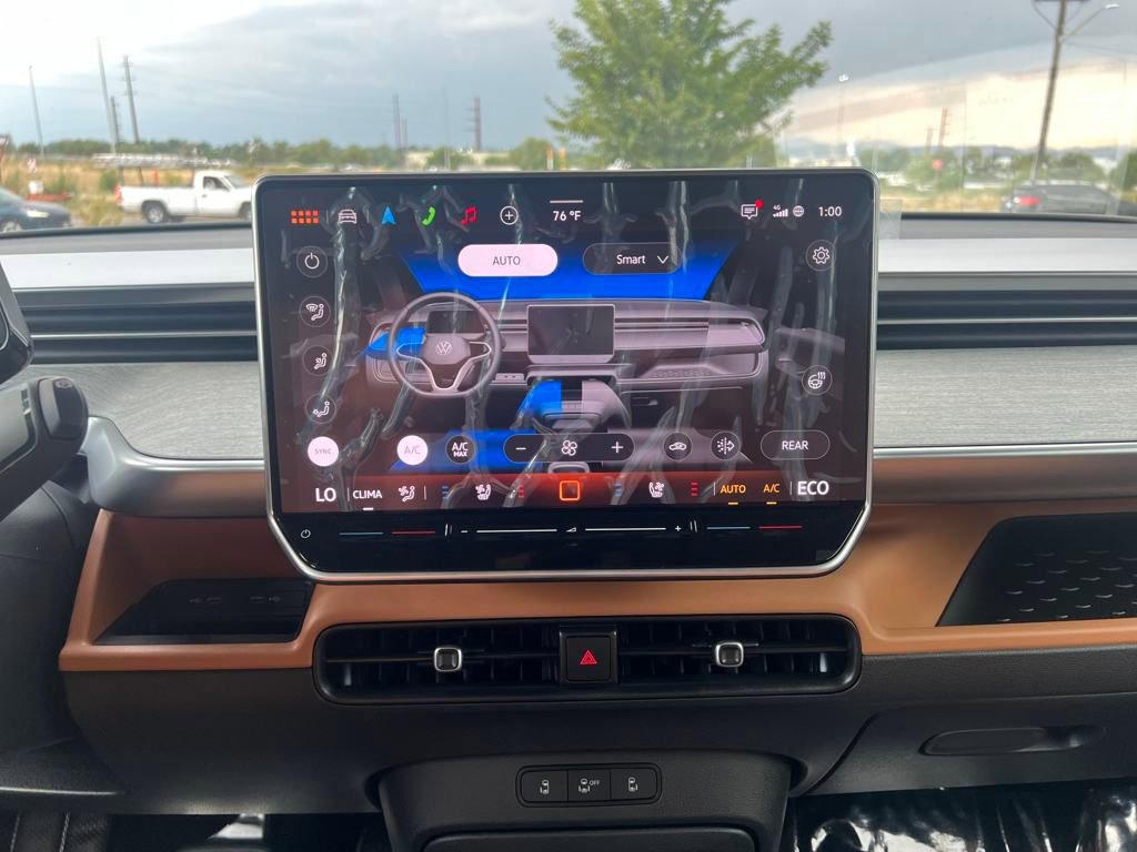 New 2025 Volkswagen ID. Buzz Pro S image 17