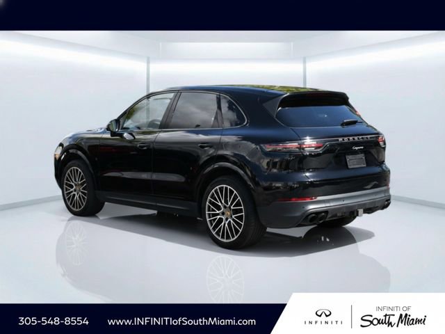 Used 2022 Porsche Cayenne Platinum Edition image 6