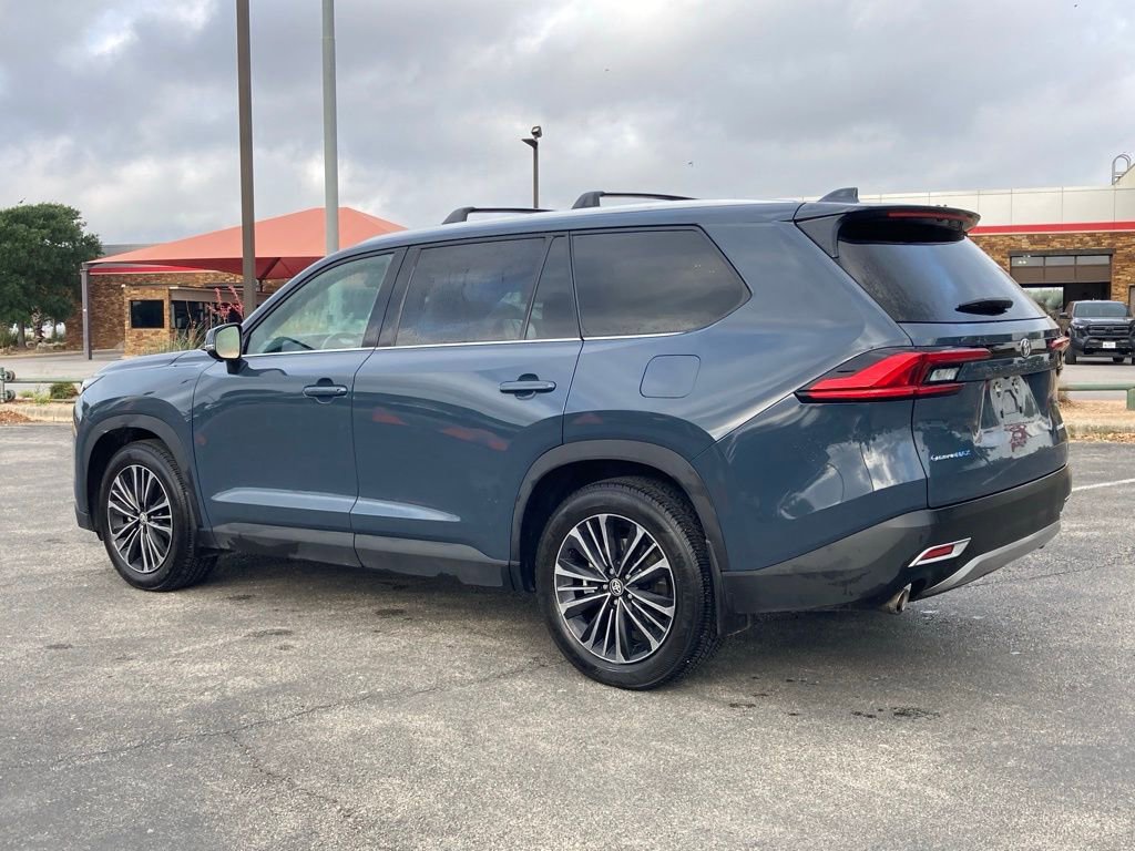 Used 2024 Toyota Grand Highlander AWD Hybrid image 7