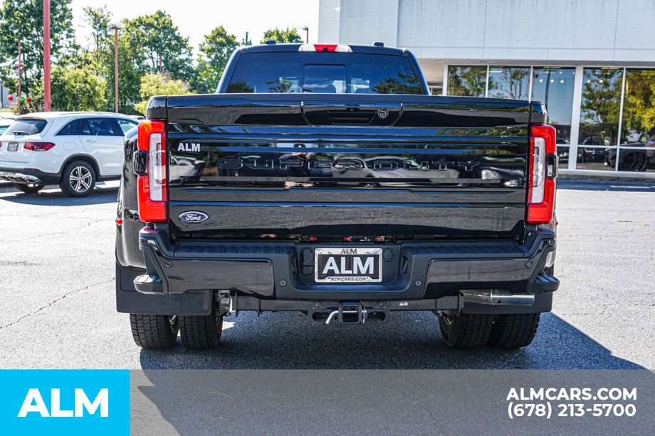 Used 2025 Ford F450 Platinum w/ FX4 Off-Road Package image 11