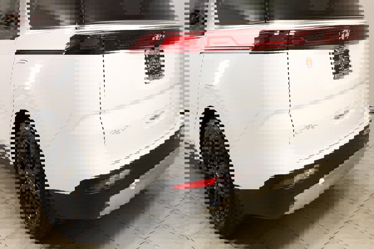 Used 2024 Kia Carnival SX Prestige image 46