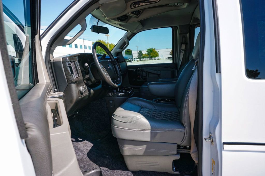 Used 2023 GMC Savana 2500 Extended image 9