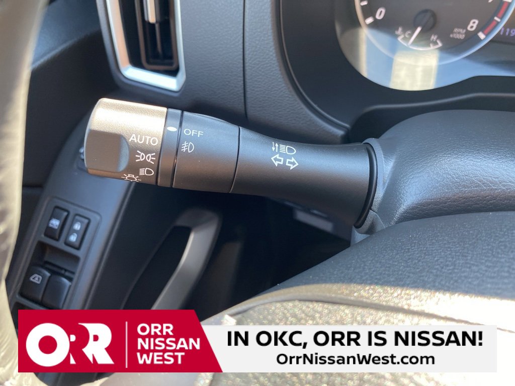 Used 2025 Nissan Frontier SV w/ SV Convenience Package image 30