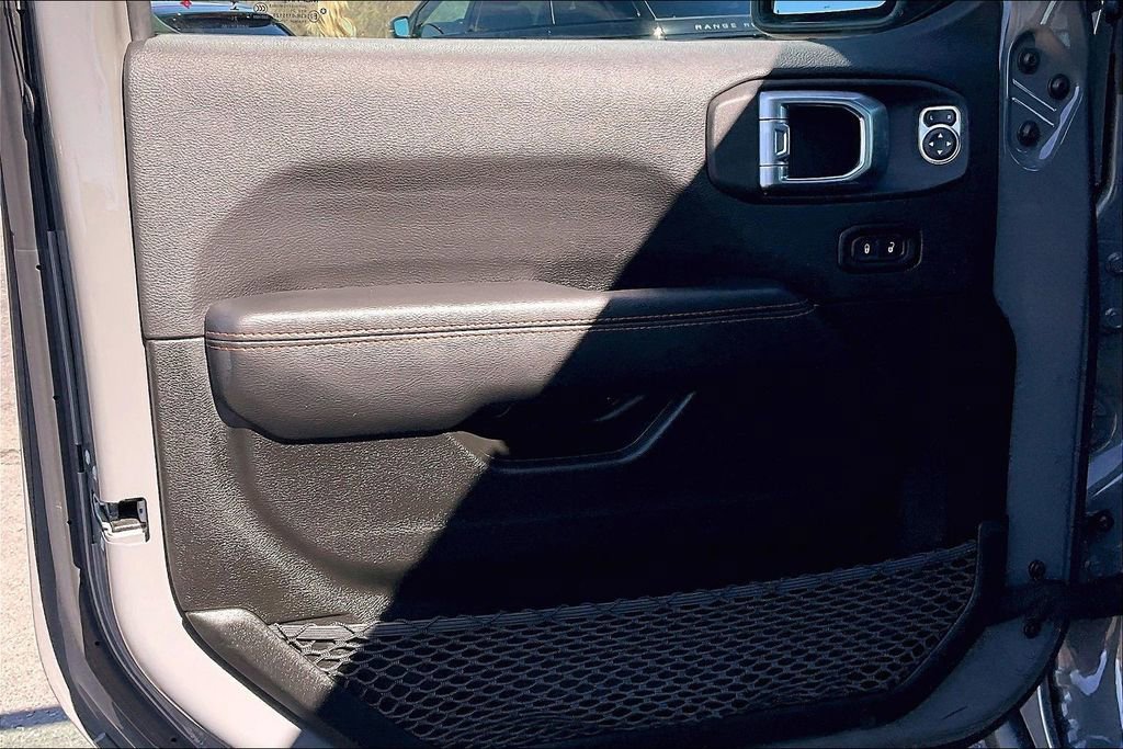 Used 2022 Jeep Gladiator Mojave w/ LED Lighting Group image 22