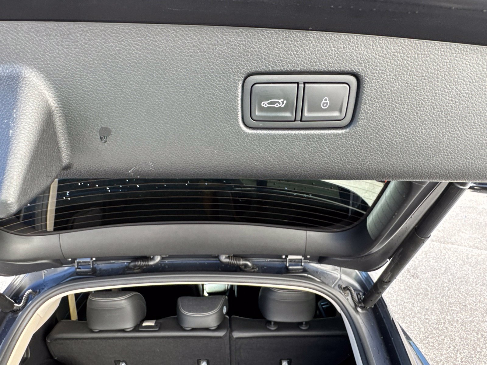 Used 2025 Genesis Electrified GV70 AWD/4WD image 12
