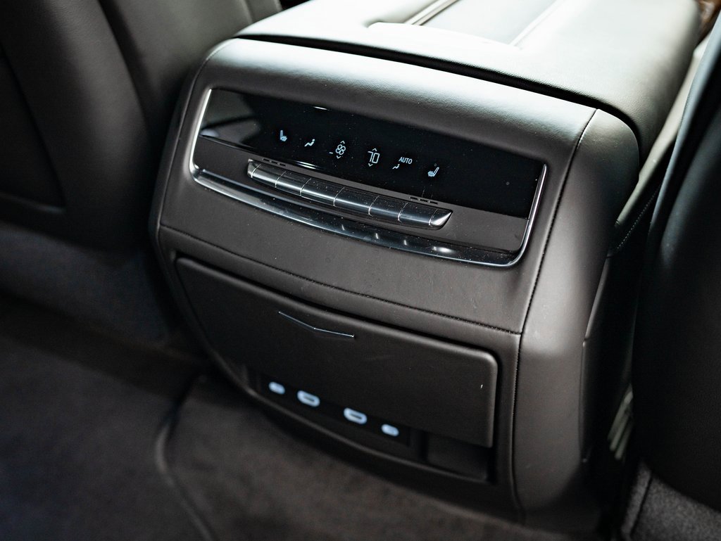 Used 2024 Cadillac Escalade Sport Platinum image 39