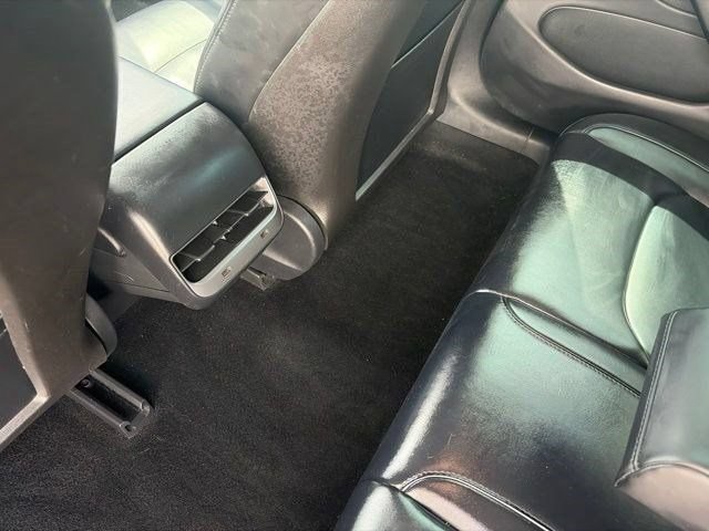 Used 2018 Tesla Model 3 Long Range RWD image 26