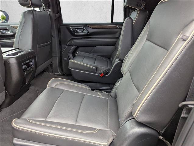 Used 2023 Chevrolet Suburban Premier RWD image 25
