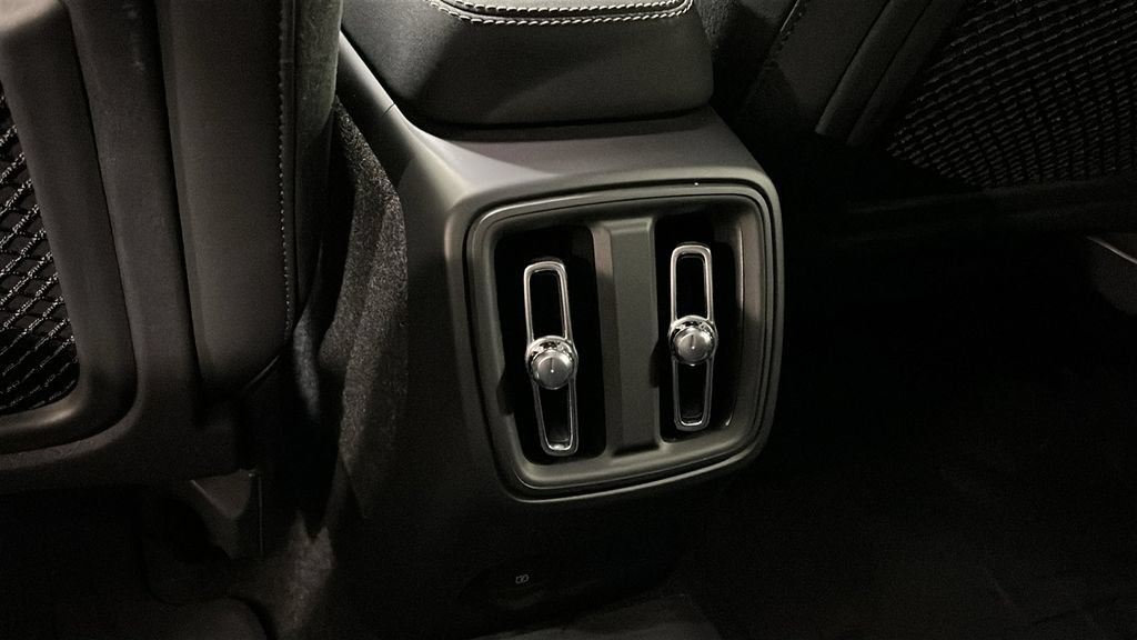Certified 2023 Volvo XC40 Recharge Plus w/ Protection Package Premier AWD/4WD image 27