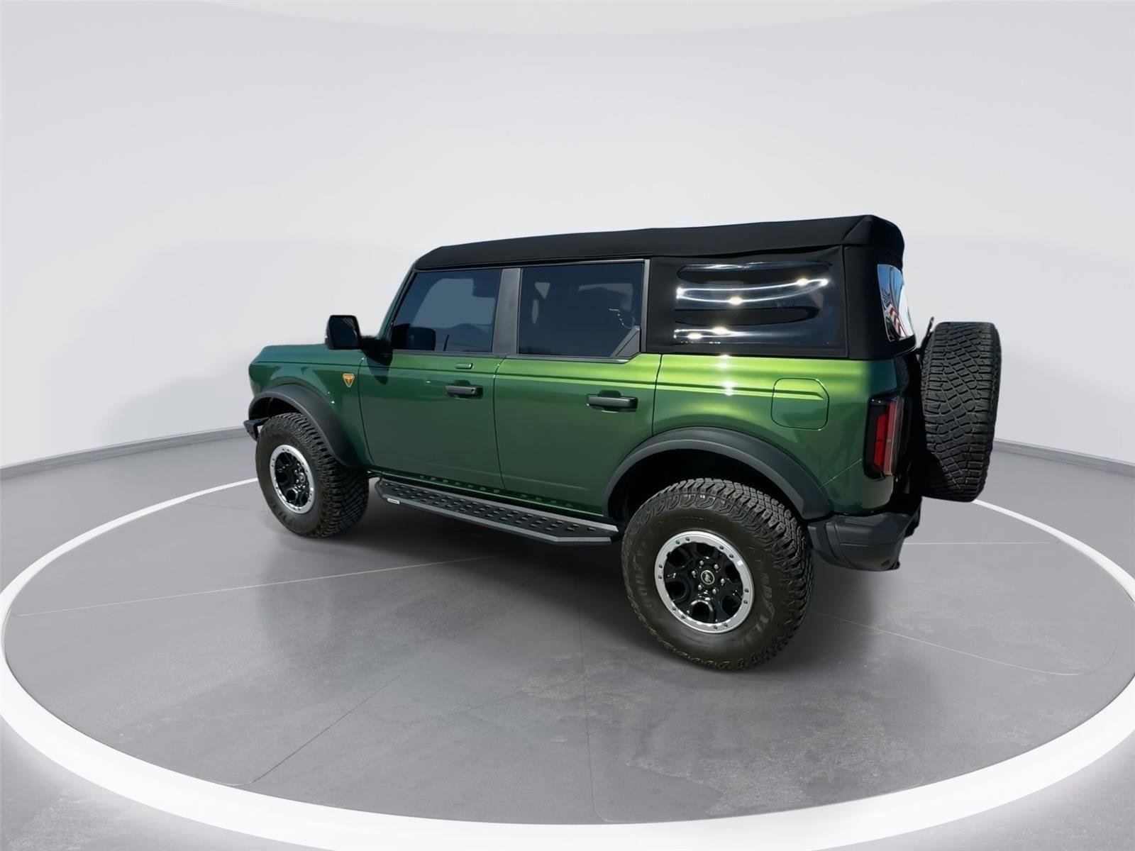 Certified 2023 Ford Bronco Badlands image 6
