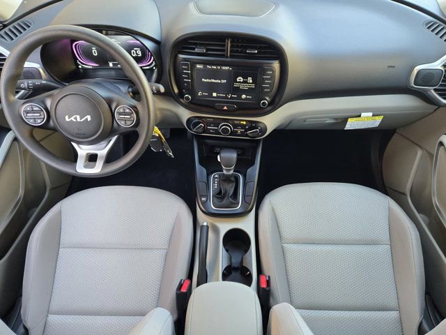 Certified 2025 Kia Soul LX image 26