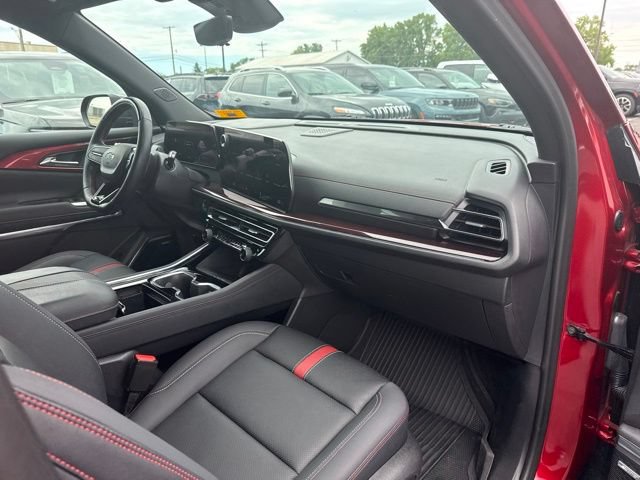 Used 2024 Chevrolet Traverse RS w/ LPO, Floor Liner Package AWD/4WD image 31