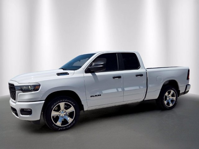 New 2026 RAM 1500 Express RWD image 2