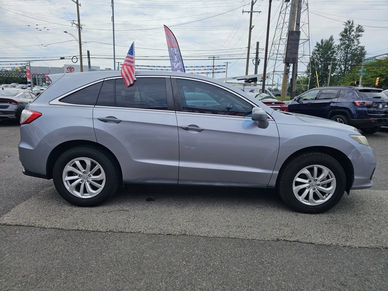 Used 2016 Acura RDX w/ Technology Package FWD image 4