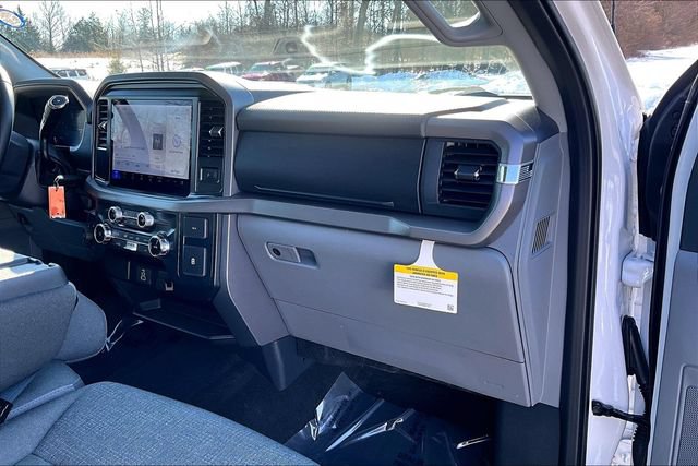 Used 2025 Ford F150 XLT w/ Equipment Group 301A Standard AWD/4WD image 16