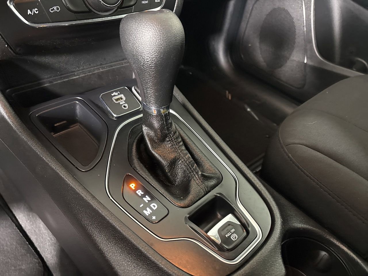 Used 2020 Jeep Cherokee Latitude image 18