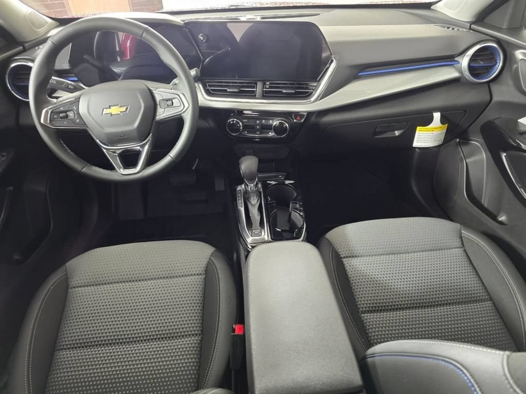 New 2026 Chevrolet Trax LT w/ Driver Confidence Package FWD image 20