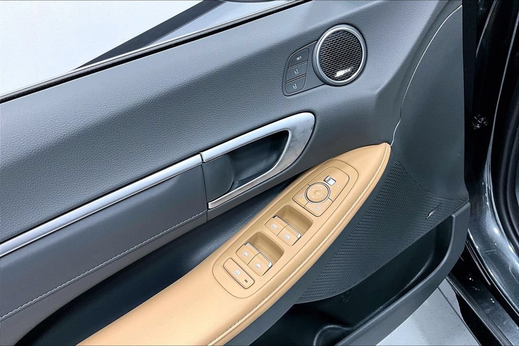 New 2026 Hyundai Sonata Limited FWD image 19