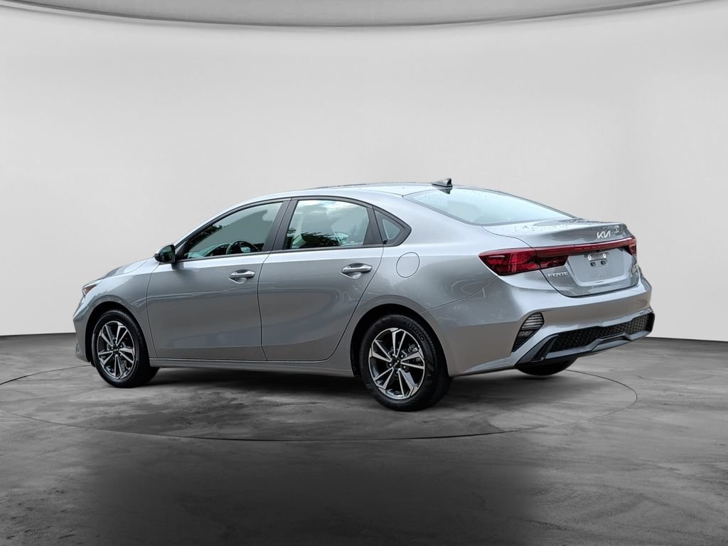 Used 2024 Kia Forte LXS FWD image 5