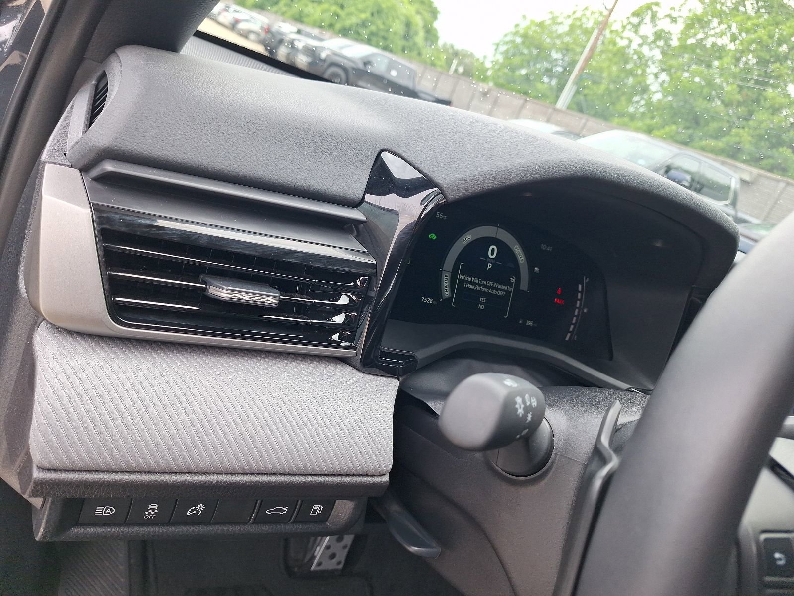 Used 2025 Toyota Camry SE FWD image 18