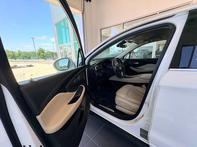 Used 2019 Buick Envision Premium AWD/4WD image 21