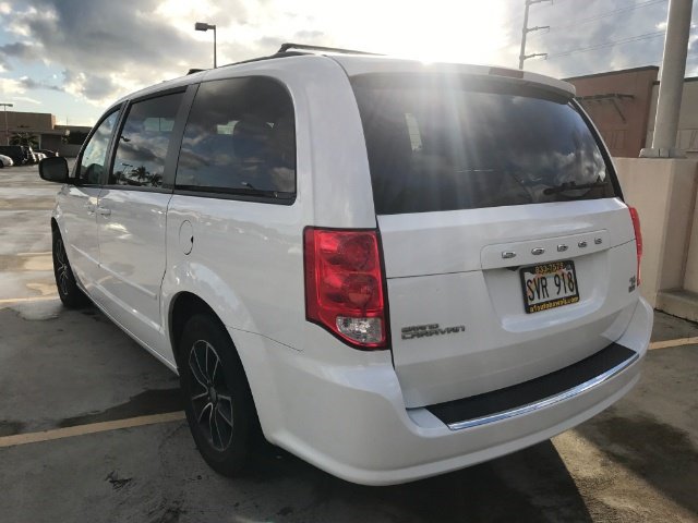 Used 2016 Dodge Grand Caravan R/T FWD image 2