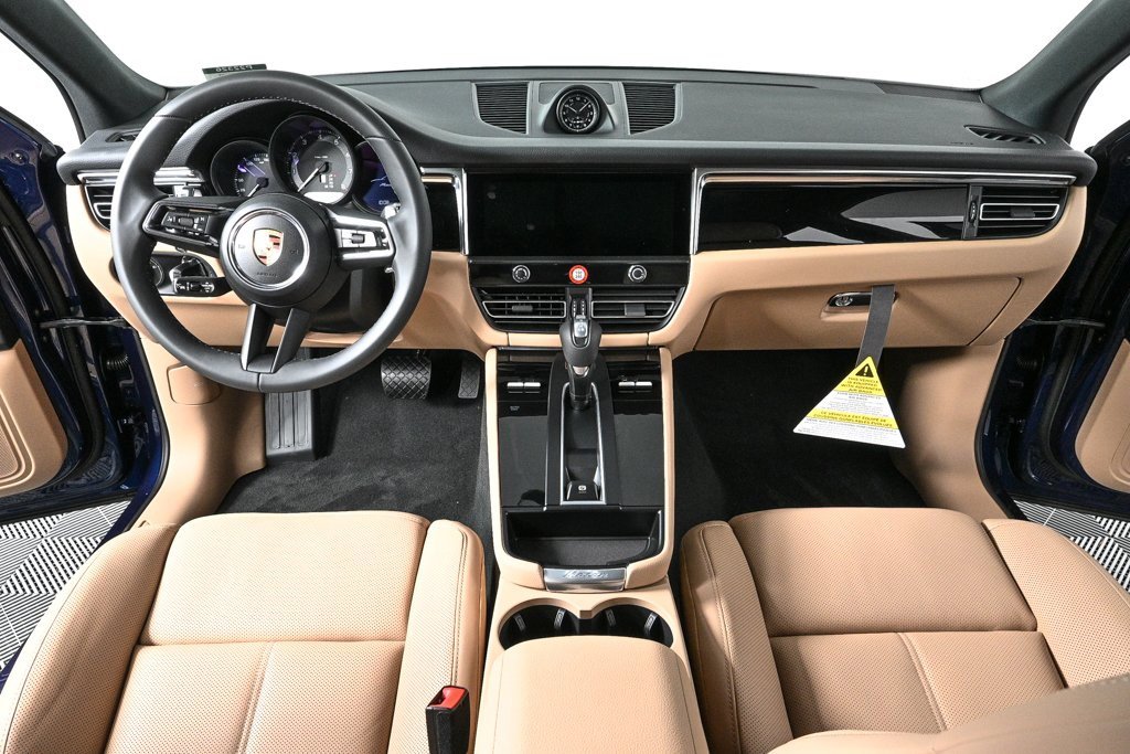 New 2026 Porsche Macan image 20