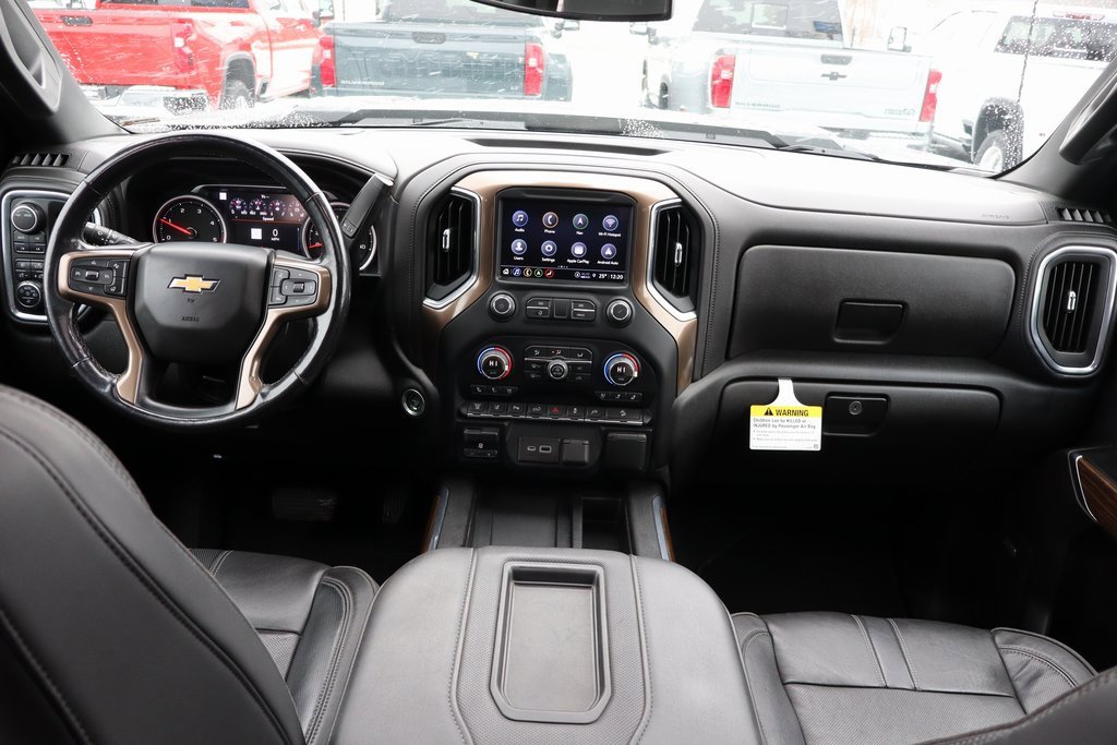 Used 2022 Chevrolet Silverado 3500 High Country w/ Safety Package II image 16