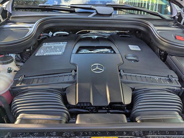 New 2026 Mercedes-Benz GLS 580 4MATIC image 15