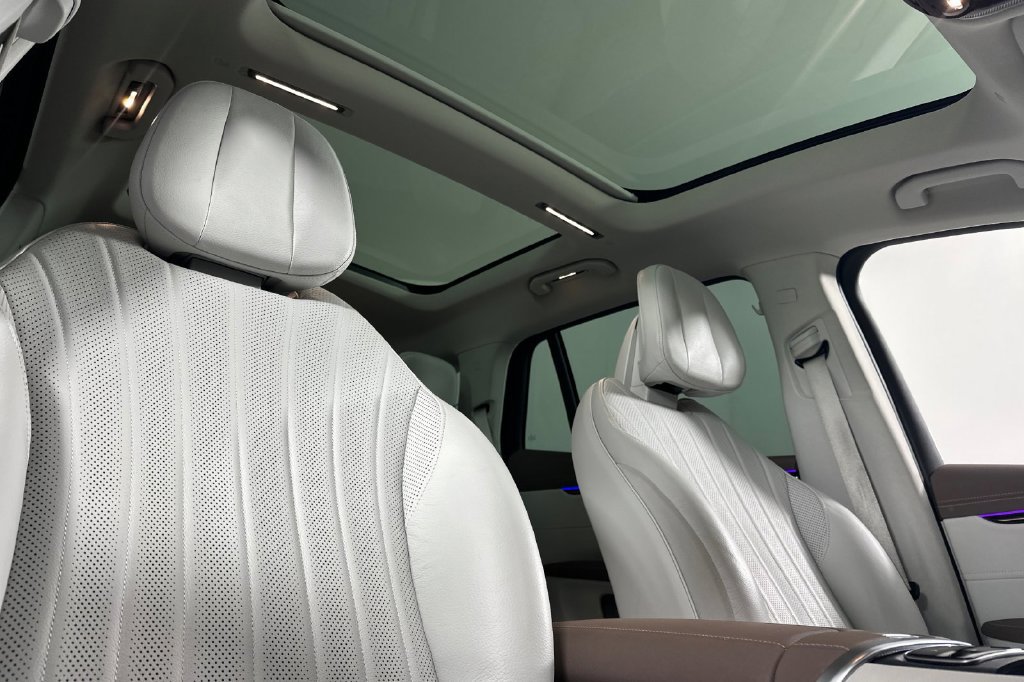 Certified 2023 Mercedes-Benz EQS 580 4MATIC SUV image 19