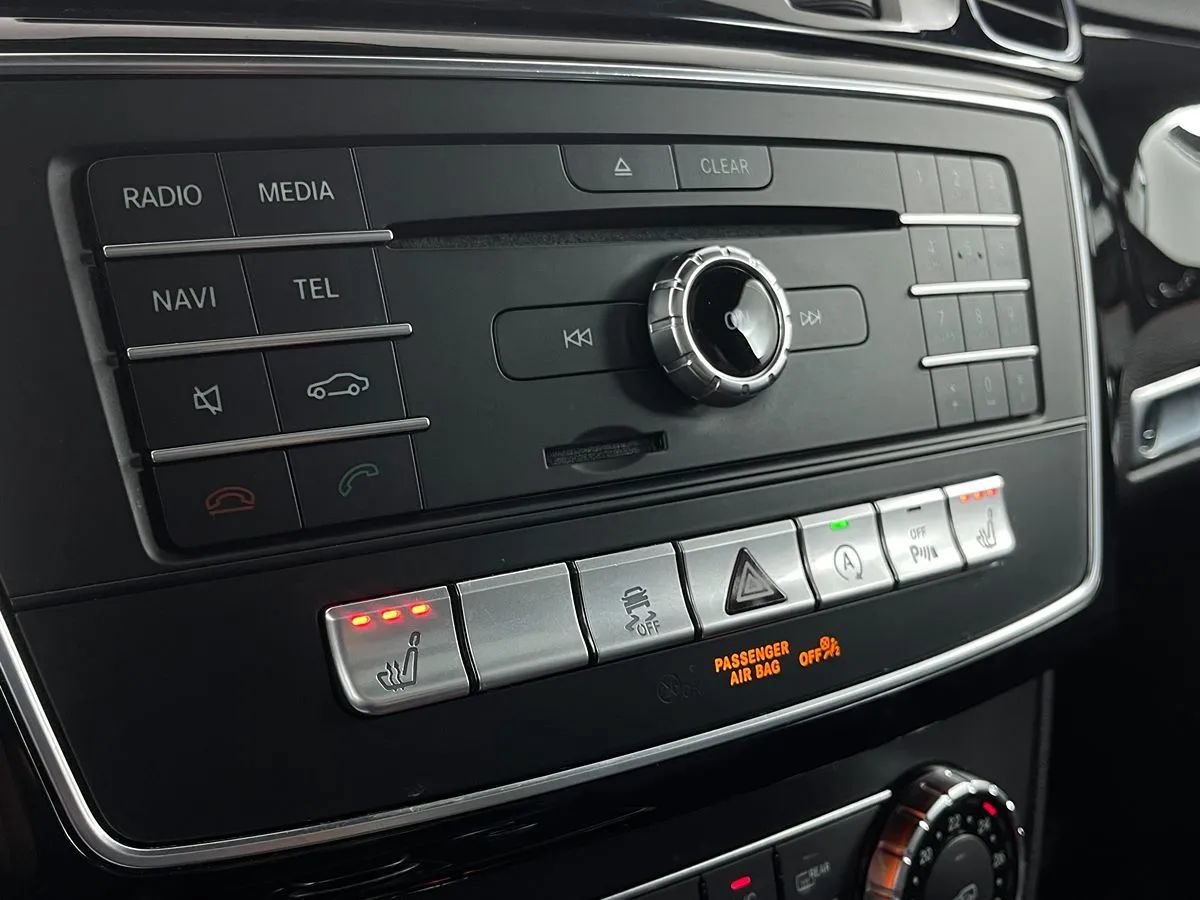 Used 2019 Mercedes-Benz GLE 43 AMG 4MATIC image 30