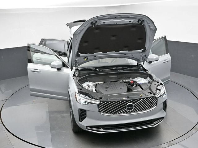 New 2026 Volvo XC90 B5 Plus w/ Protection Package Premier AWD/4WD image 50