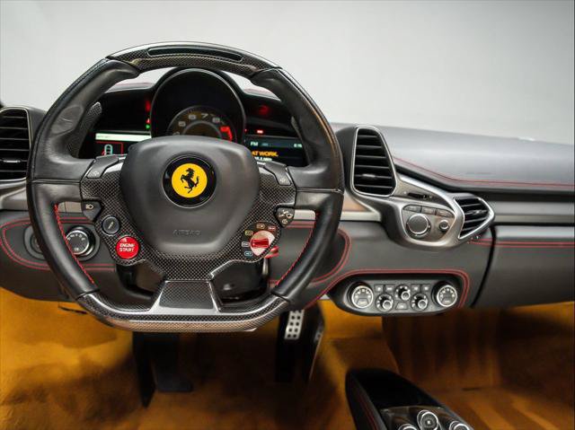 Used 2012 Ferrari 458 Italia Coupe RWD image 21
