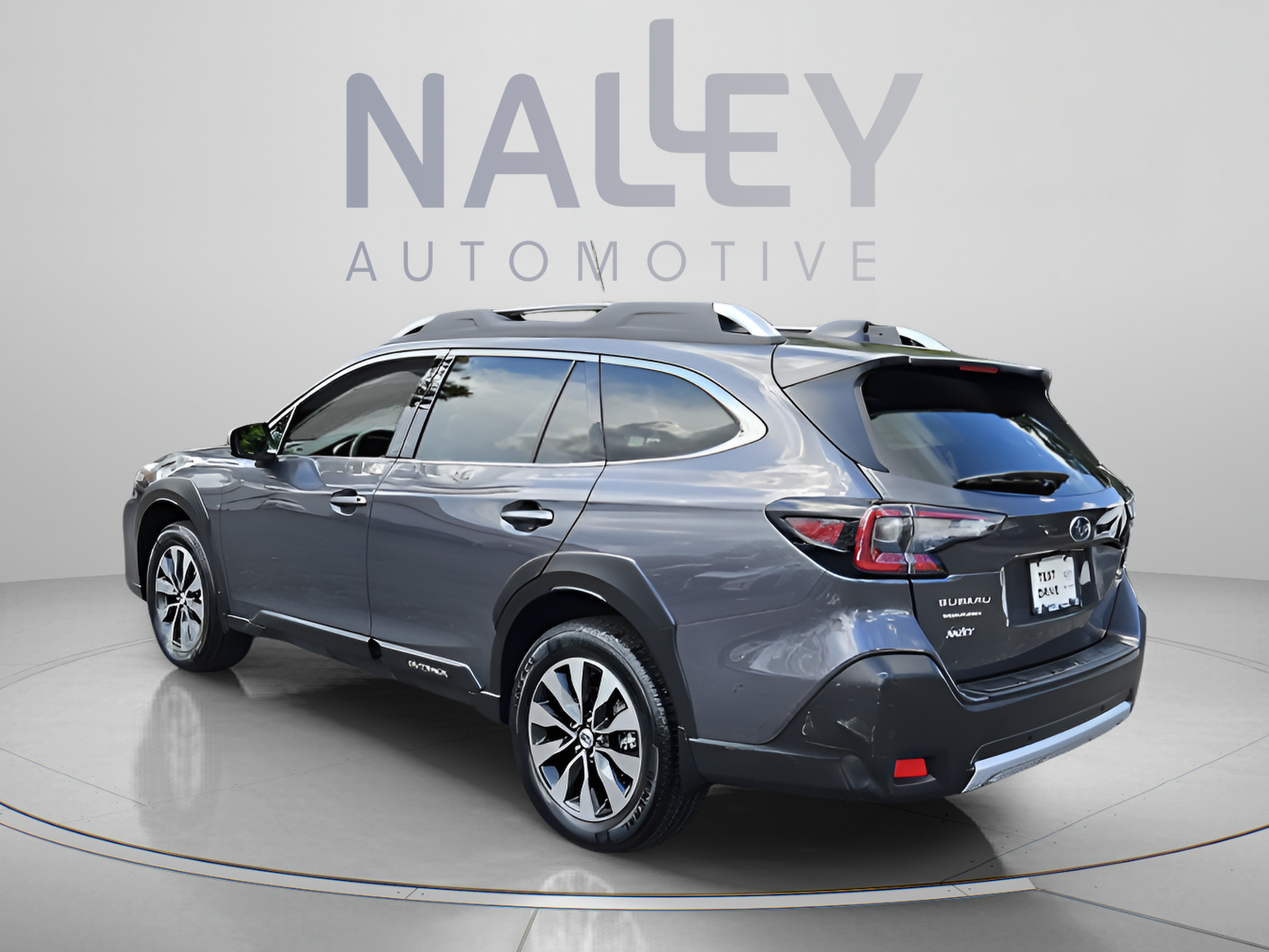 Used 2024 Subaru Outback Touring XT w/ Popular Package #2 AWD/4WD image 3
