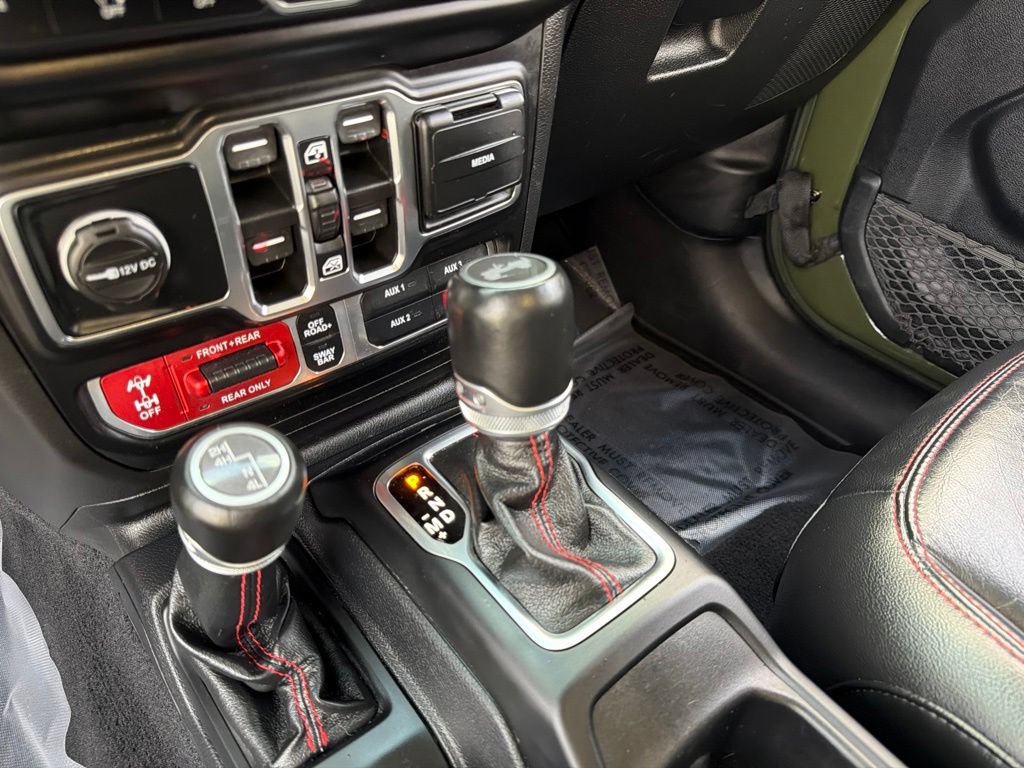 Used 2021 Jeep Wrangler Unlimited Rubicon AWD/4WD image 37