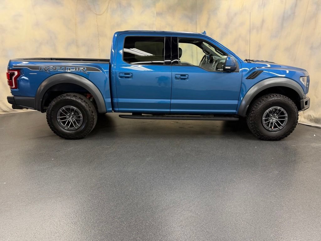 Used 2019 Ford F150 Raptor w/ Equipment Group 802A Luxury AWD/4WD image 9