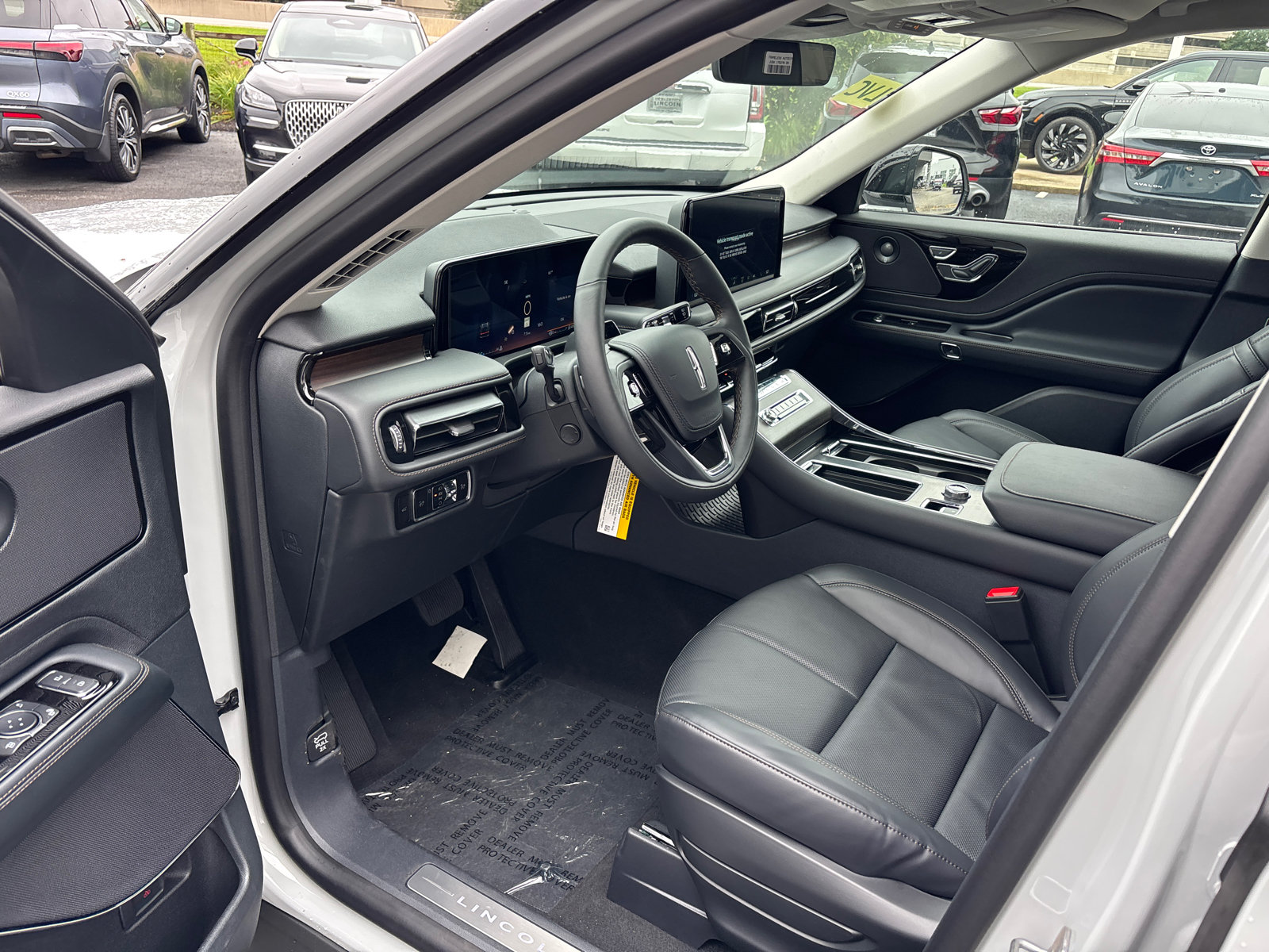 New 2027 Lincoln Aviator Reserve AWD/4WD image 23
